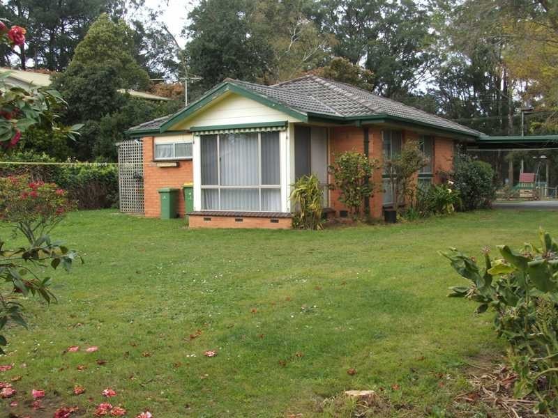 16 Kilvington Drive, Emerald VIC 3782