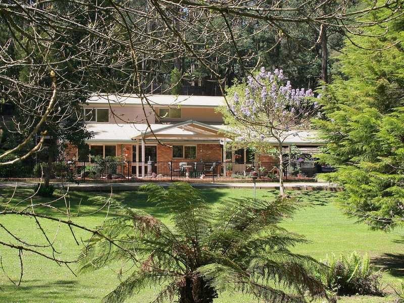 42 Steel Road, Emerald VIC 3782