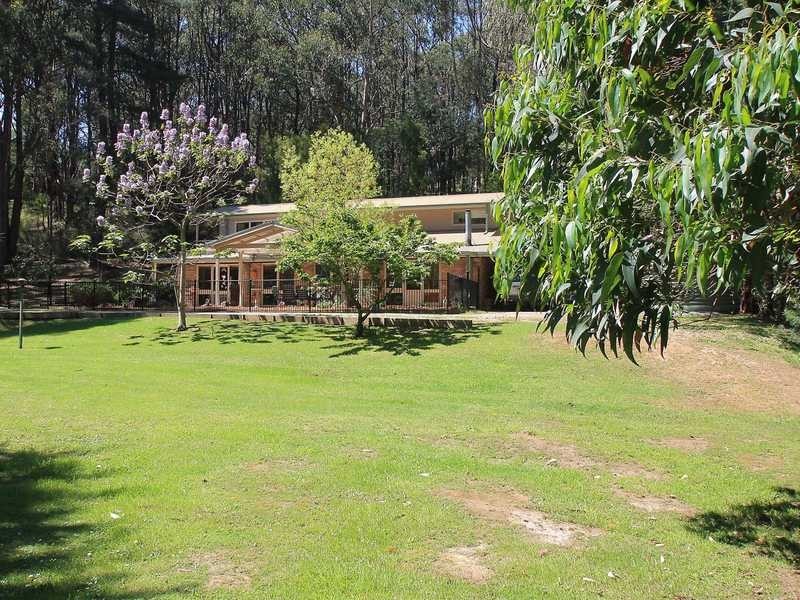 42 Steel Road, Emerald VIC 3782