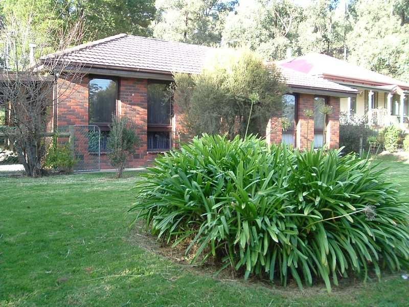 86 Woori Yallock Road, Cockatoo VIC 3781