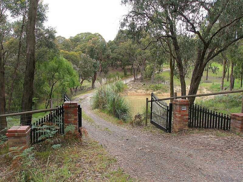 58 Paton Road, Macclesfield VIC 3782