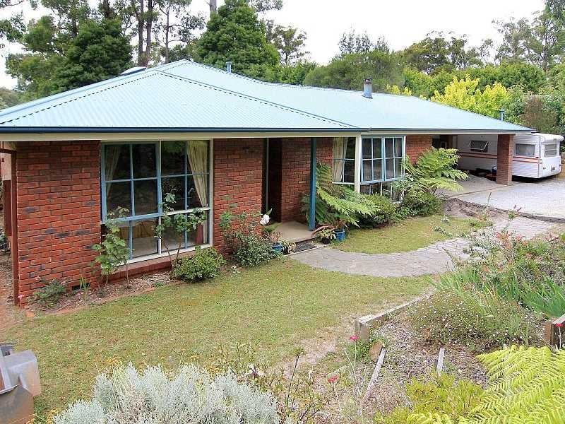 59 First Avenue, Cockatoo VIC 3781