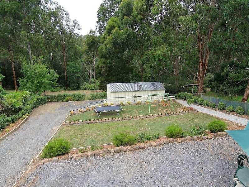 2 Allenby Avenue, Cockatoo VIC 3781