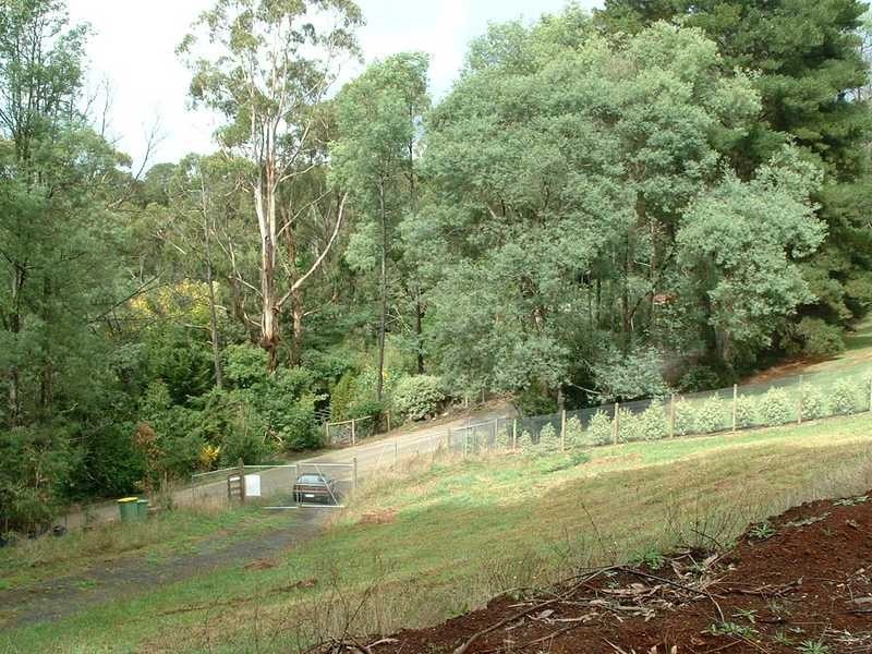 5 Lowen Road, Cockatoo VIC 3781