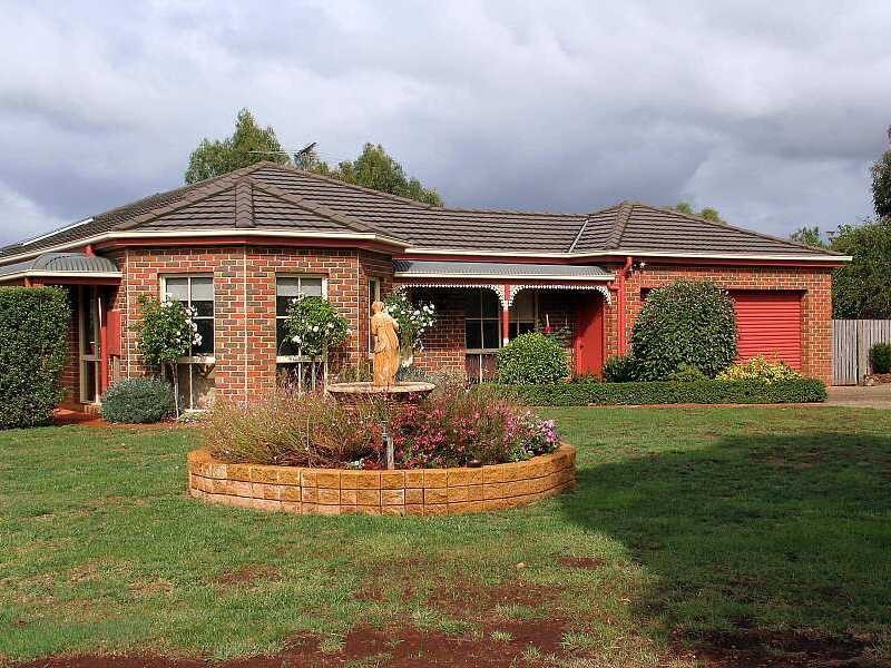 185 Mountain Road, Gembrook VIC 3783