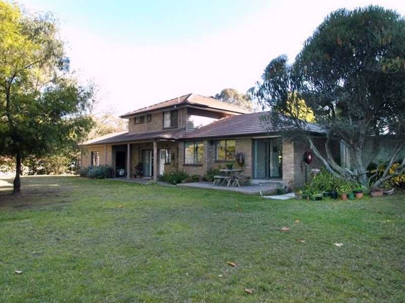 15 Glenard Court, Gembrook VIC 3783