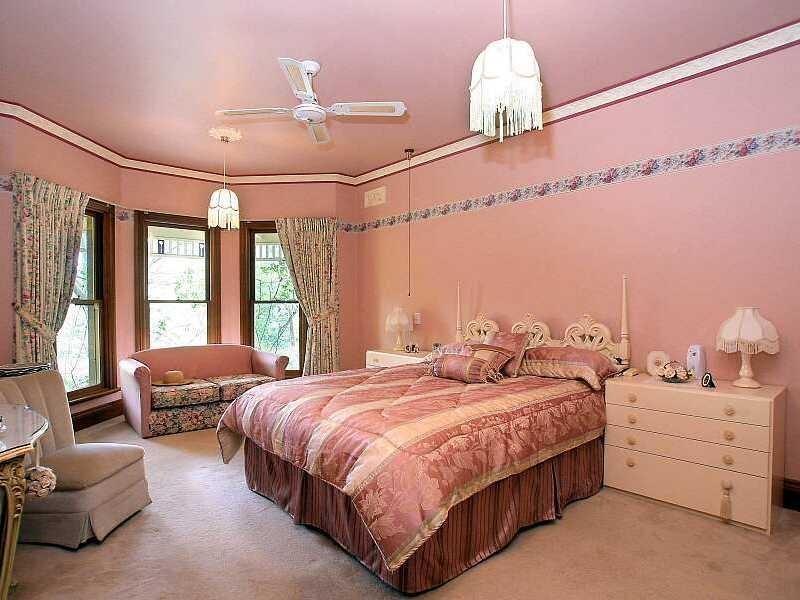 44 First Avenue, Cockatoo VIC 3781