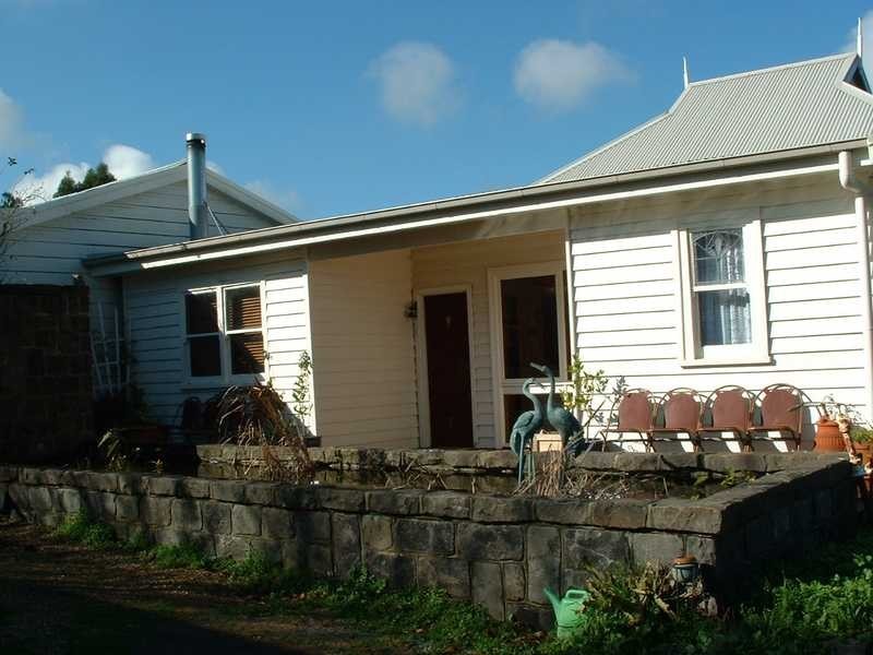 27 Tonimbuk Road, Gembrook VIC 3783
