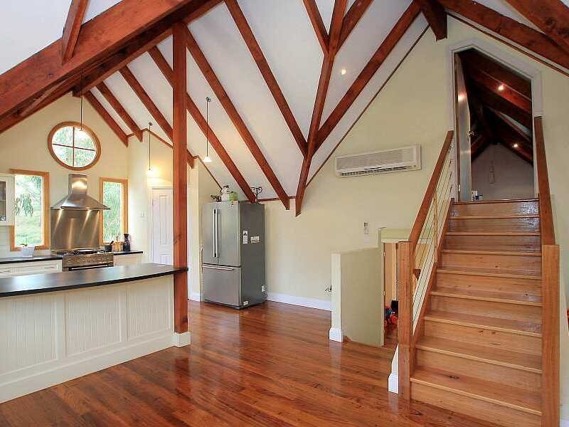 51 Bluebird Avenue, Cockatoo VIC 3781