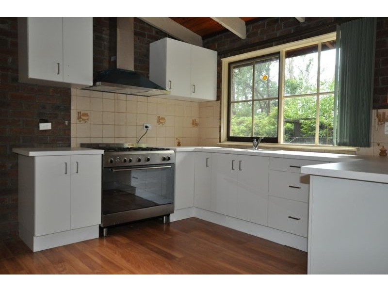 2/3 Anne Street, Emerald VIC 3782