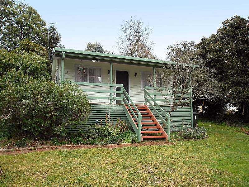 22 Spring Street, Cockatoo VIC 3781