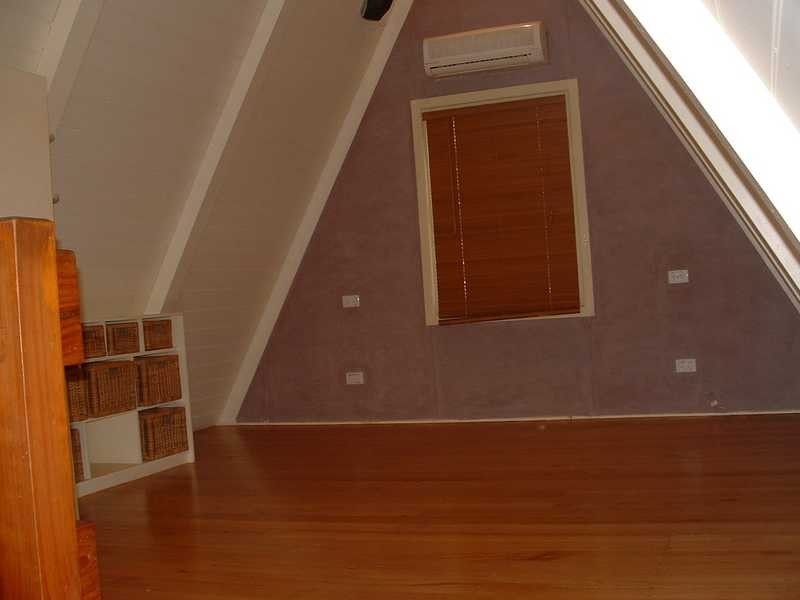 6 Charman Avenue, Emerald VIC 3782