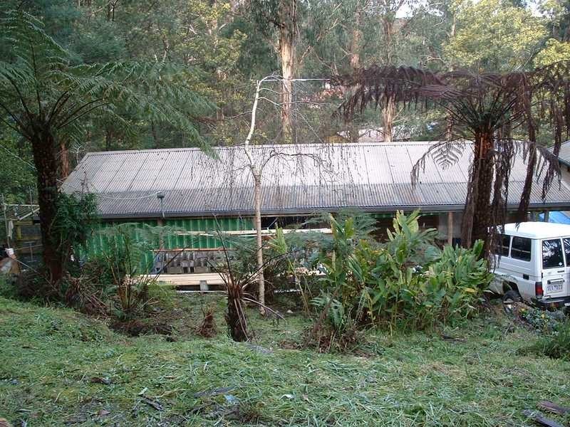 35 Mountain Road, Cockatoo VIC 3781