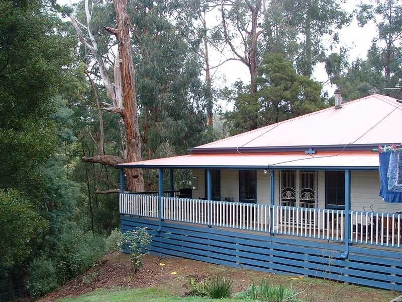 25 Symonds Road, Avonsleigh VIC 3782