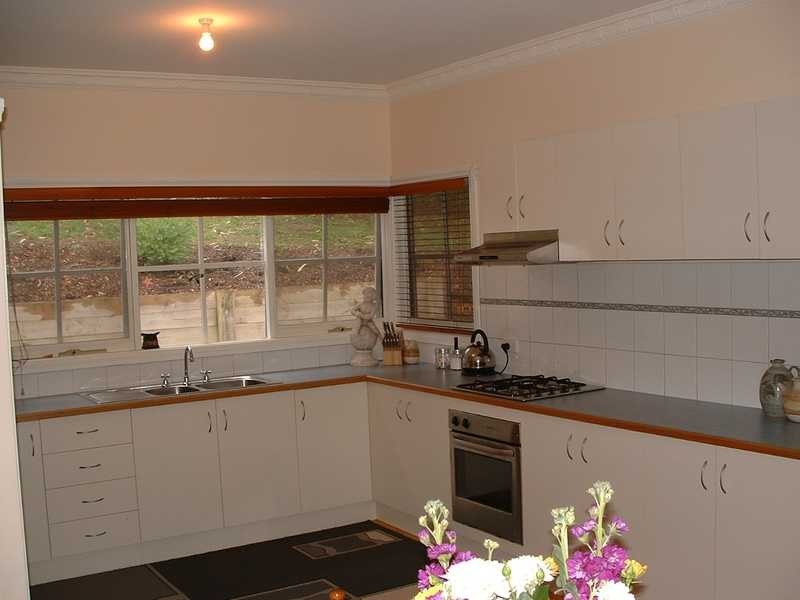 25 Symonds Road, Avonsleigh VIC 3782