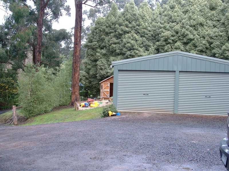 25 Symonds Road, Avonsleigh VIC 3782