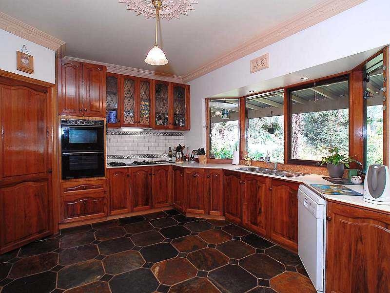 695 Beenak East Rd, Gembrook VIC 3783