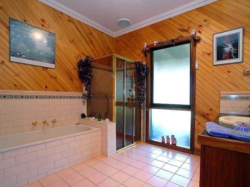 695 Beenak East Rd, Gembrook VIC 3783