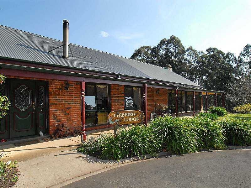 695 Beenak East Rd, Gembrook VIC 3783