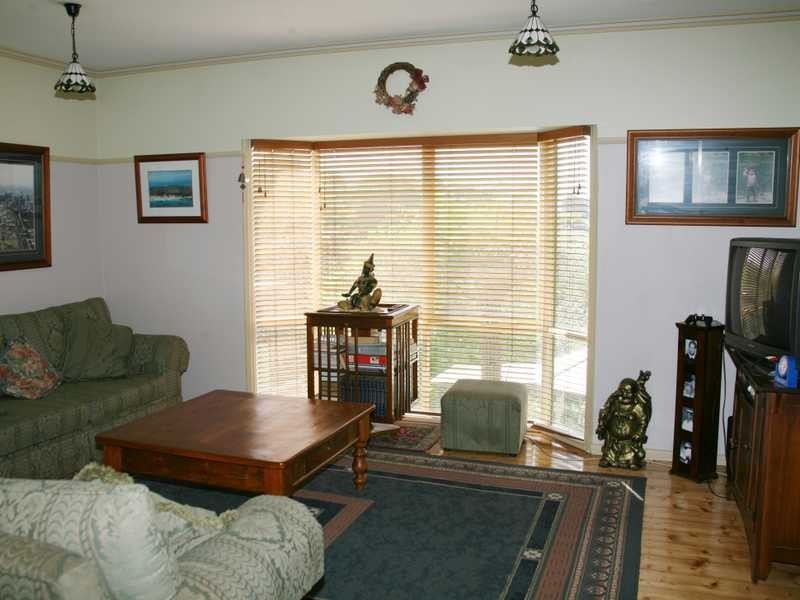20 Berrys Road, Emerald VIC 3782