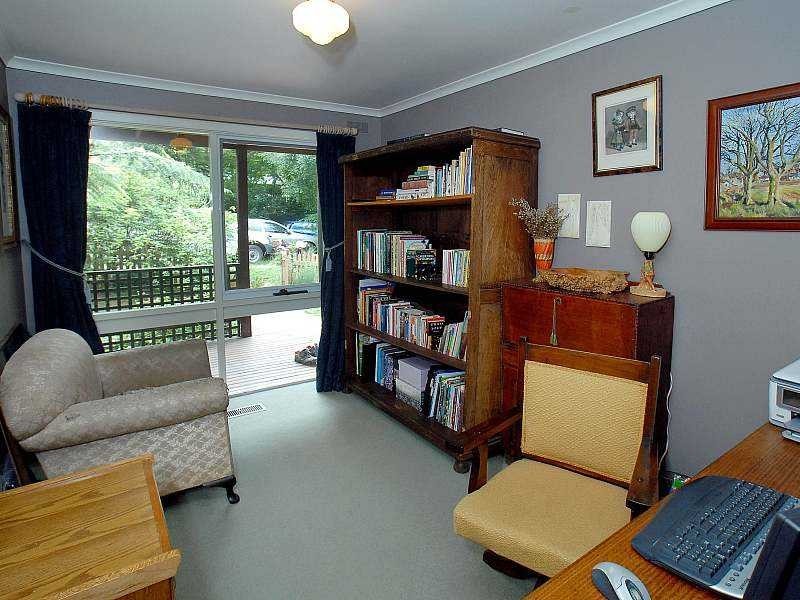 7 Boronia Crescent, Cockatoo VIC 3781