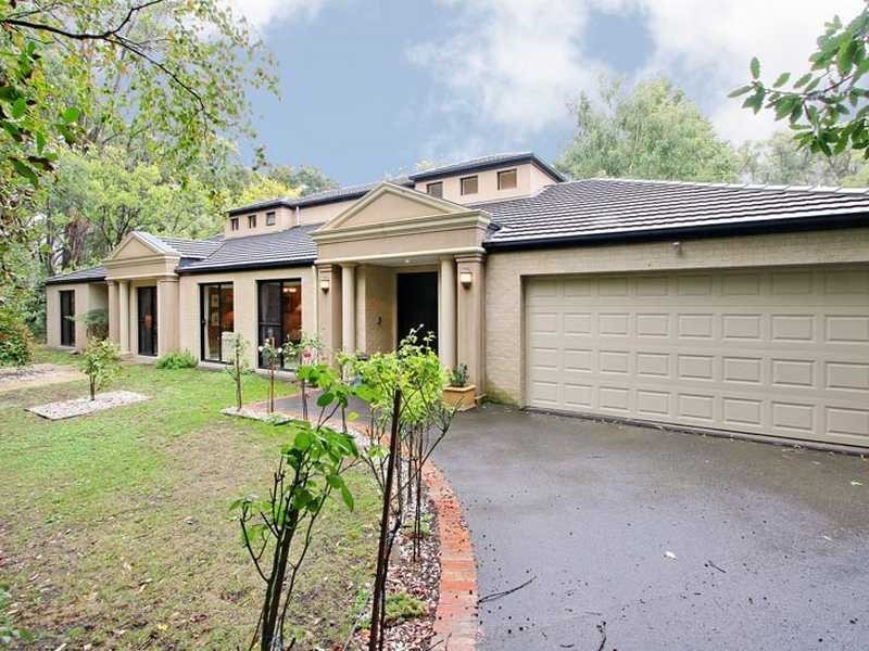 34 Nobelius Street, Emerald VIC 3782