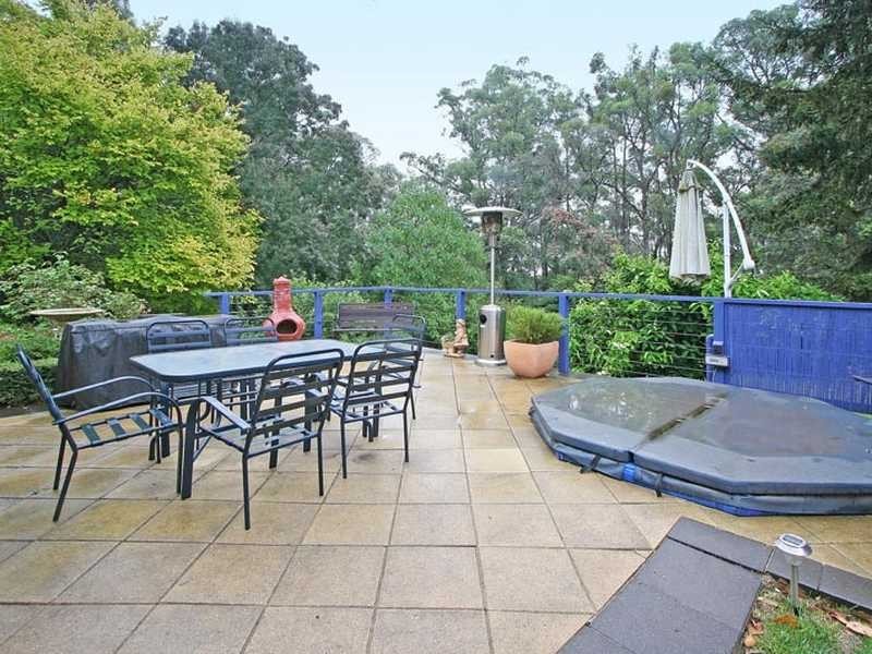 34 Nobelius Street, Emerald VIC 3782