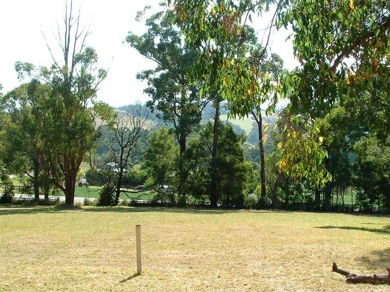 106 Emerald Monbulk Road, Emerald VIC 3782