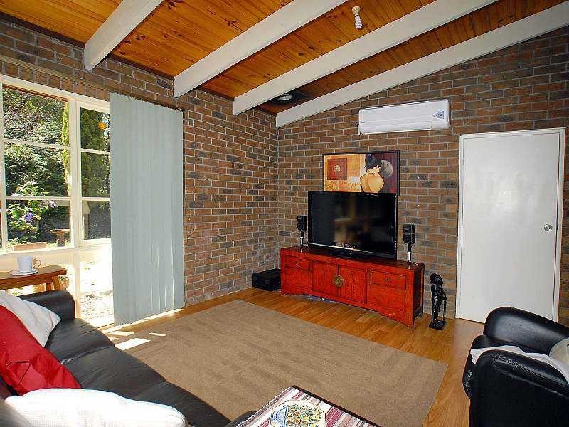 Units 1&2/3 Anne Street, Emerald VIC 3782