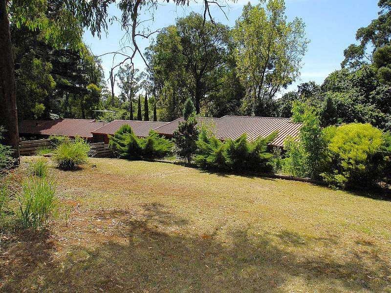 Units 1&2/3 Anne Street, Emerald VIC 3782