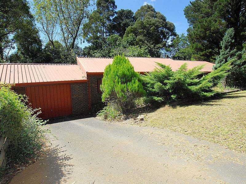 Units 1&2/3 Anne Street, Emerald VIC 3782