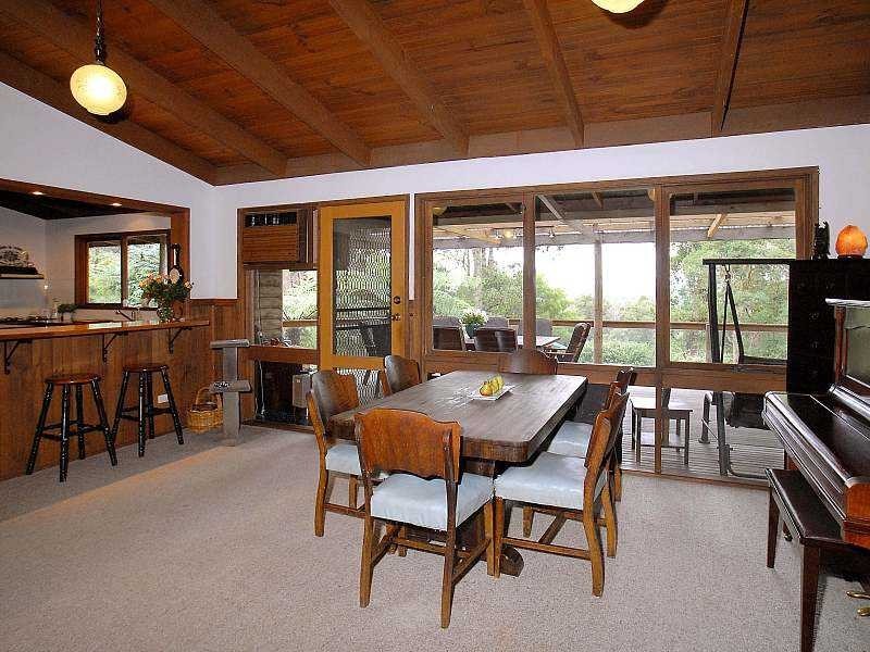 2 Colin Avenue, Cockatoo VIC 3781