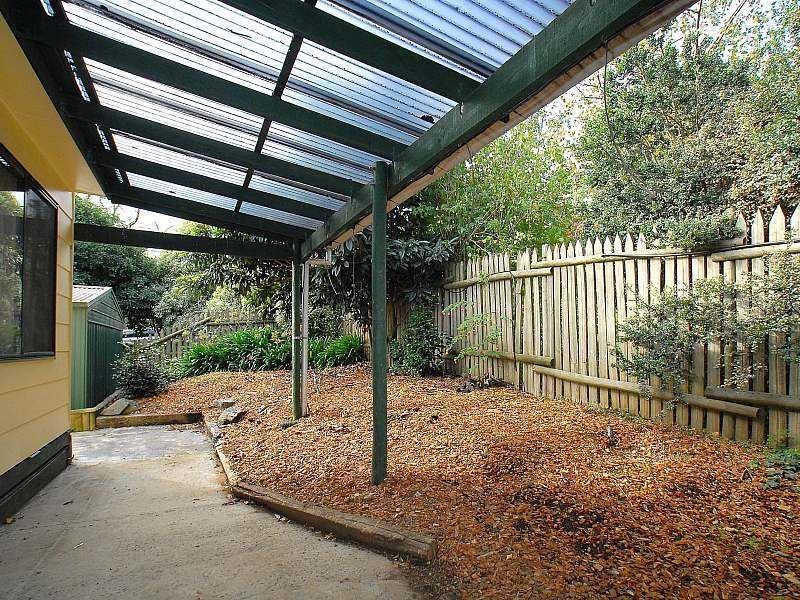 3 Kitchener Parade, Cockatoo VIC 3781