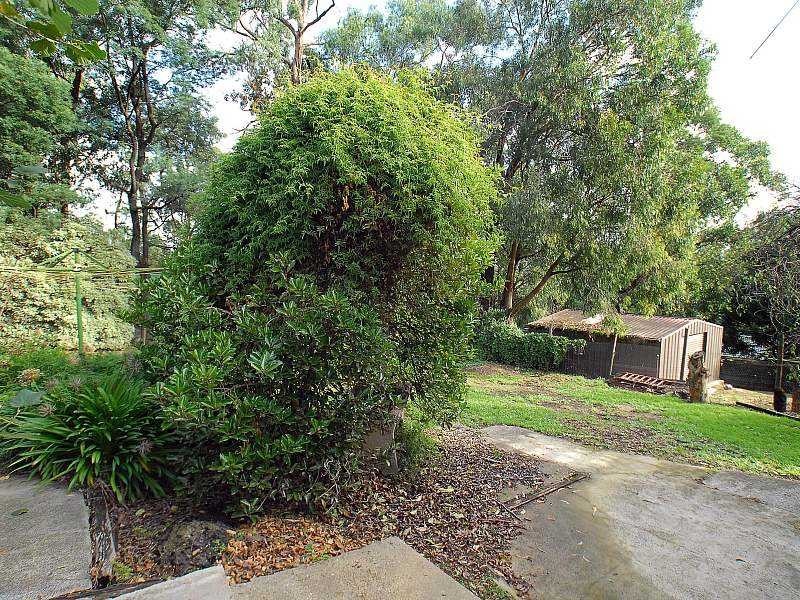 3 Kitchener Parade, Cockatoo VIC 3781