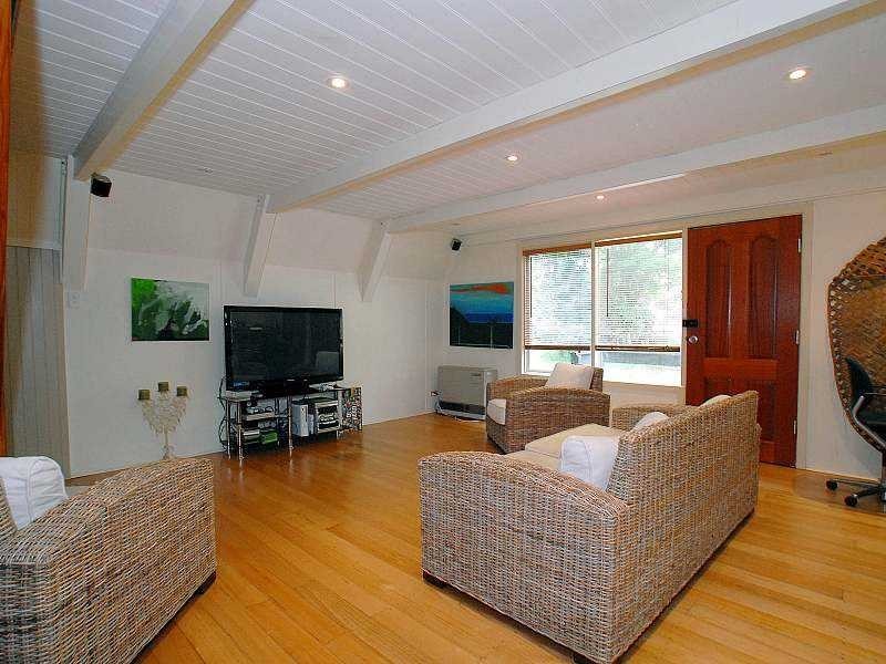 6 Charman Avenue, Emerald VIC 3782