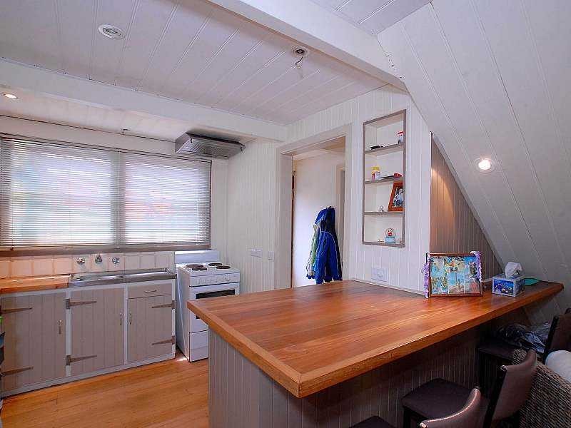 6 Charman Avenue, Emerald VIC 3782