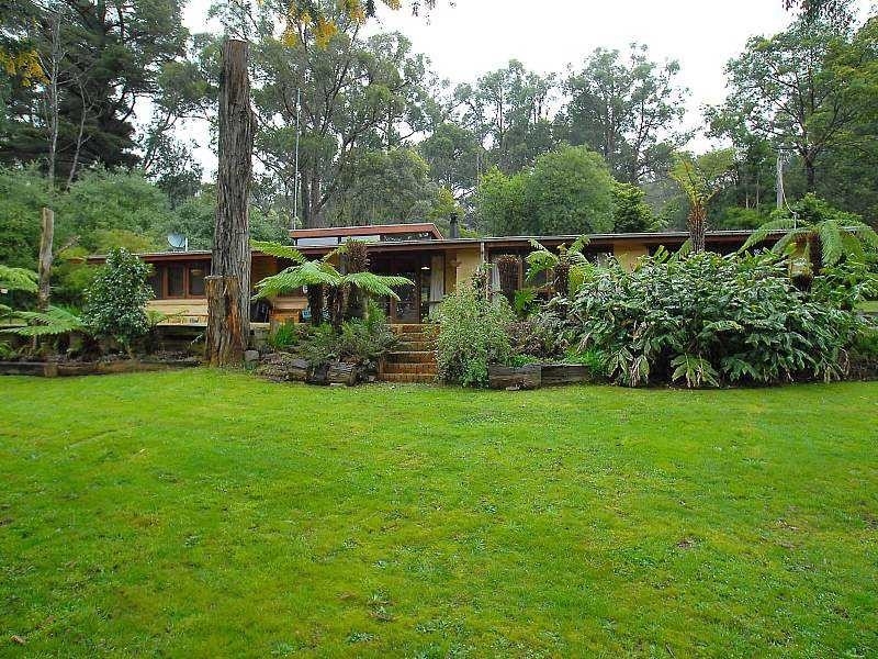 7 Seaview Road, Cockatoo VIC 3781
