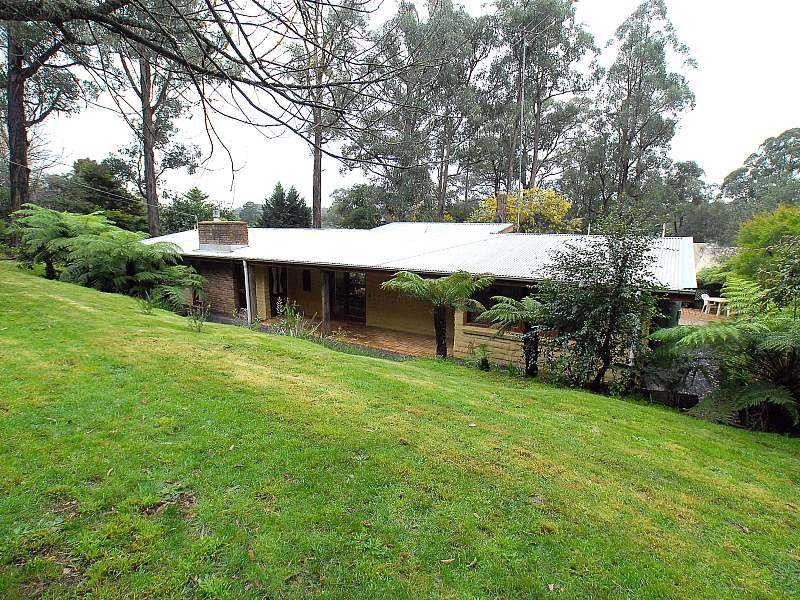 7 Seaview Road, Cockatoo VIC 3781