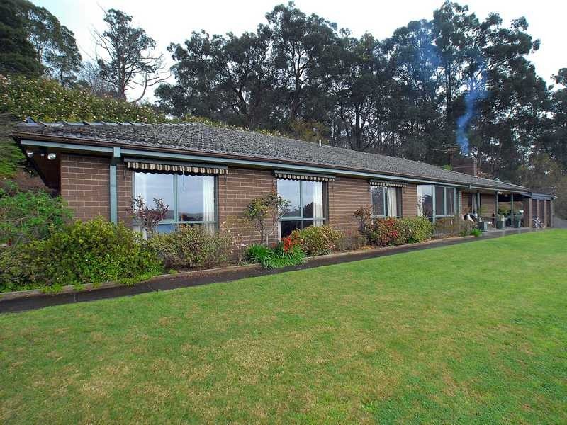 34 Emerald Monbulk Road, Emerald VIC 3782