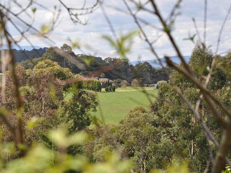 28 Pinnocks Road, Emerald VIC 3782