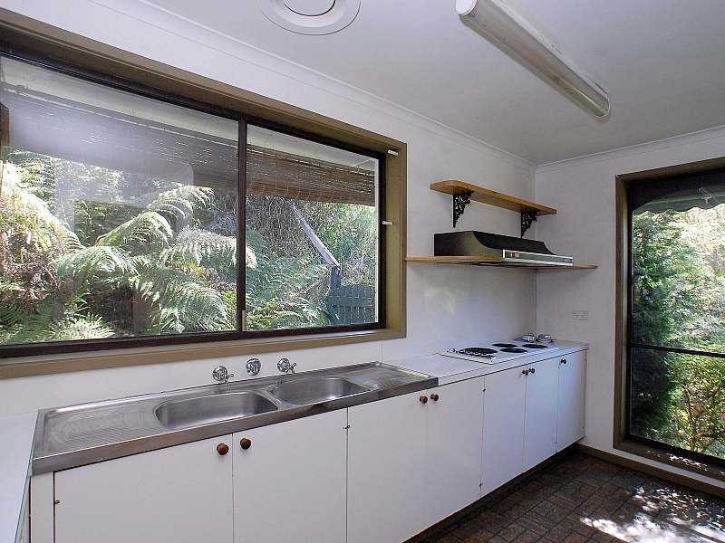 1580 Pakenham Road, Cockatoo VIC 3781