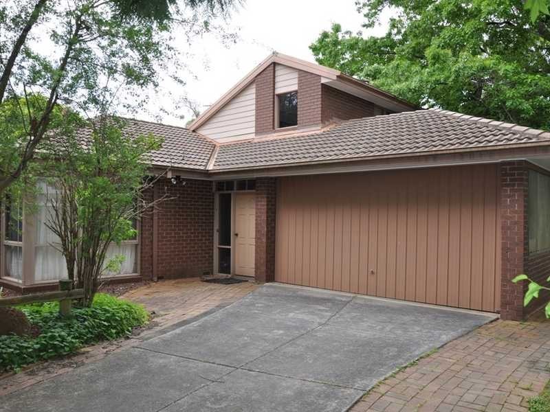 11 Bayview Road, Emerald VIC 3782