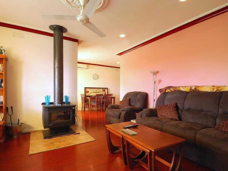 20 Blue Ridge Road, Dewhurst VIC 3808