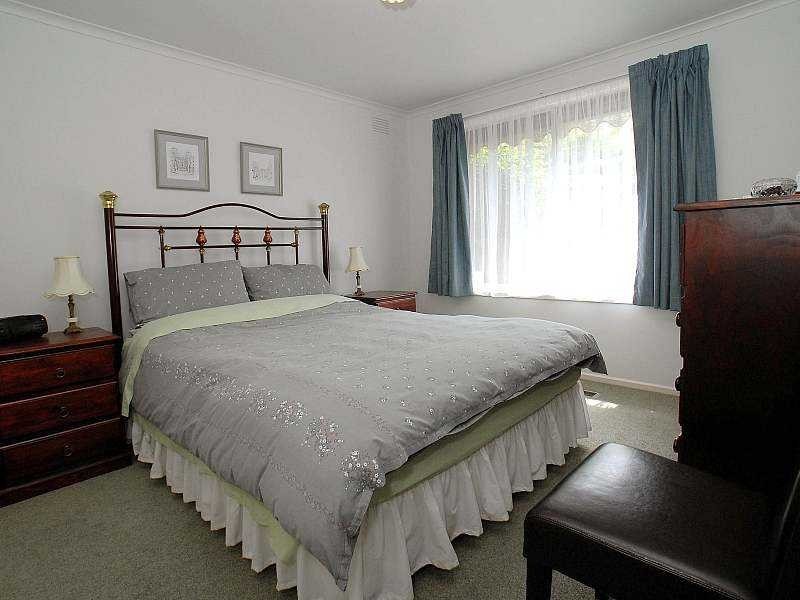 10 Florence Avenue, Emerald VIC 3782