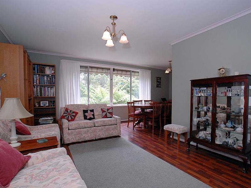 10 Florence Avenue, Emerald VIC 3782