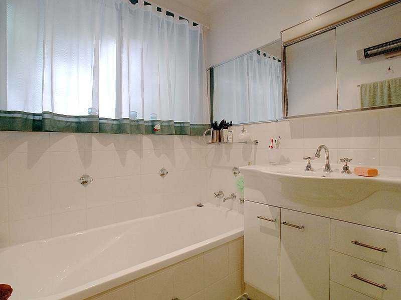 10 Florence Avenue, Emerald VIC 3782