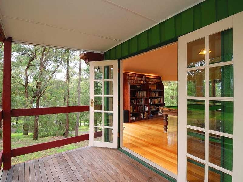 18 Belgrave Avenue, Cockatoo VIC 3781