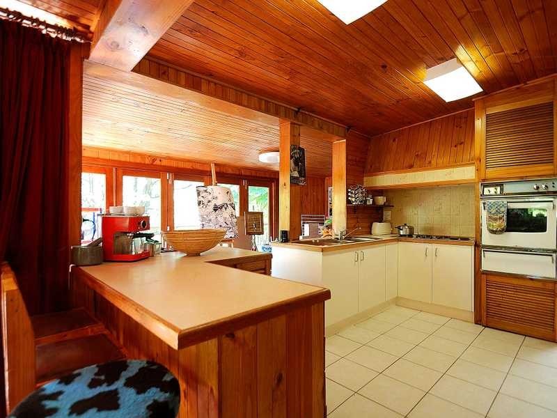 27 Alexander Road, Cockatoo VIC 3781