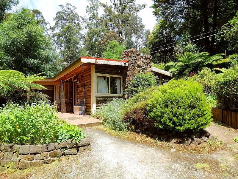 27 Alexander Road, Cockatoo VIC 3781