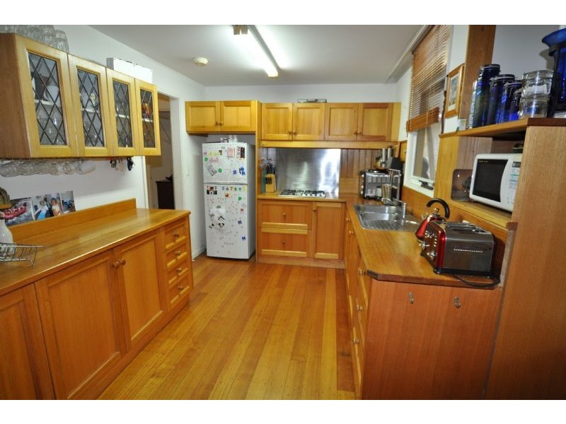 9 Church Street, Emerald VIC 3782